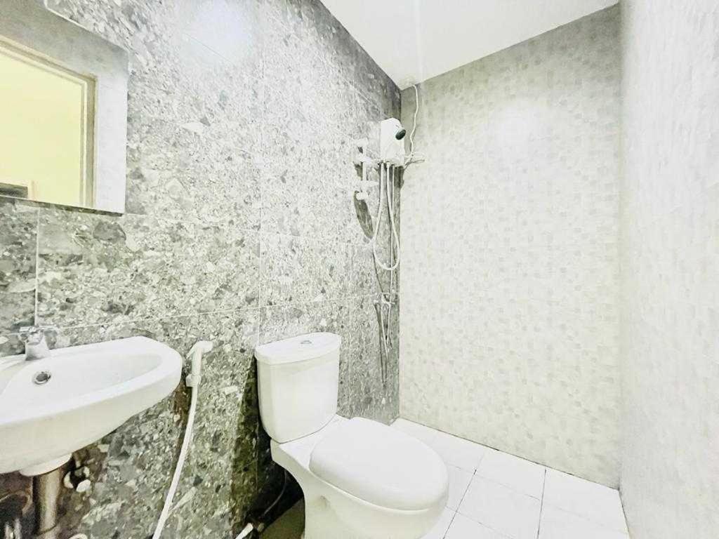 Oyo 1008 Armond Bed And Breakfast Lapu-Lapu City Exterior foto